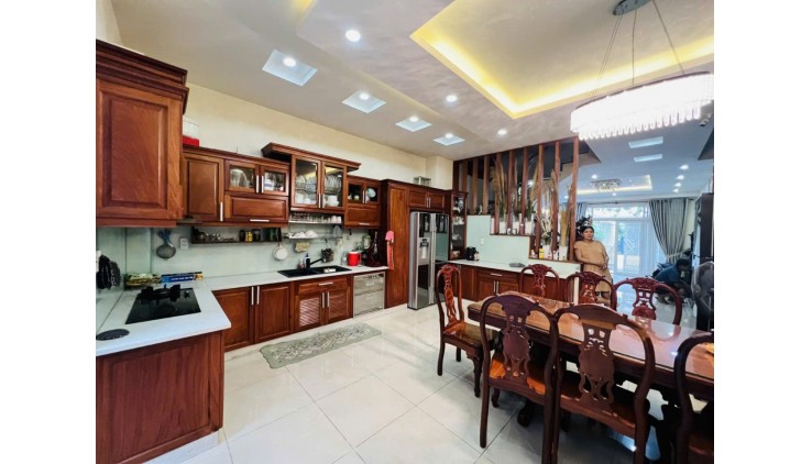 Ngộp Khu Mặt Tiền Phan Anh - 5x20m - 5 tầng mới - Kinh Doanh